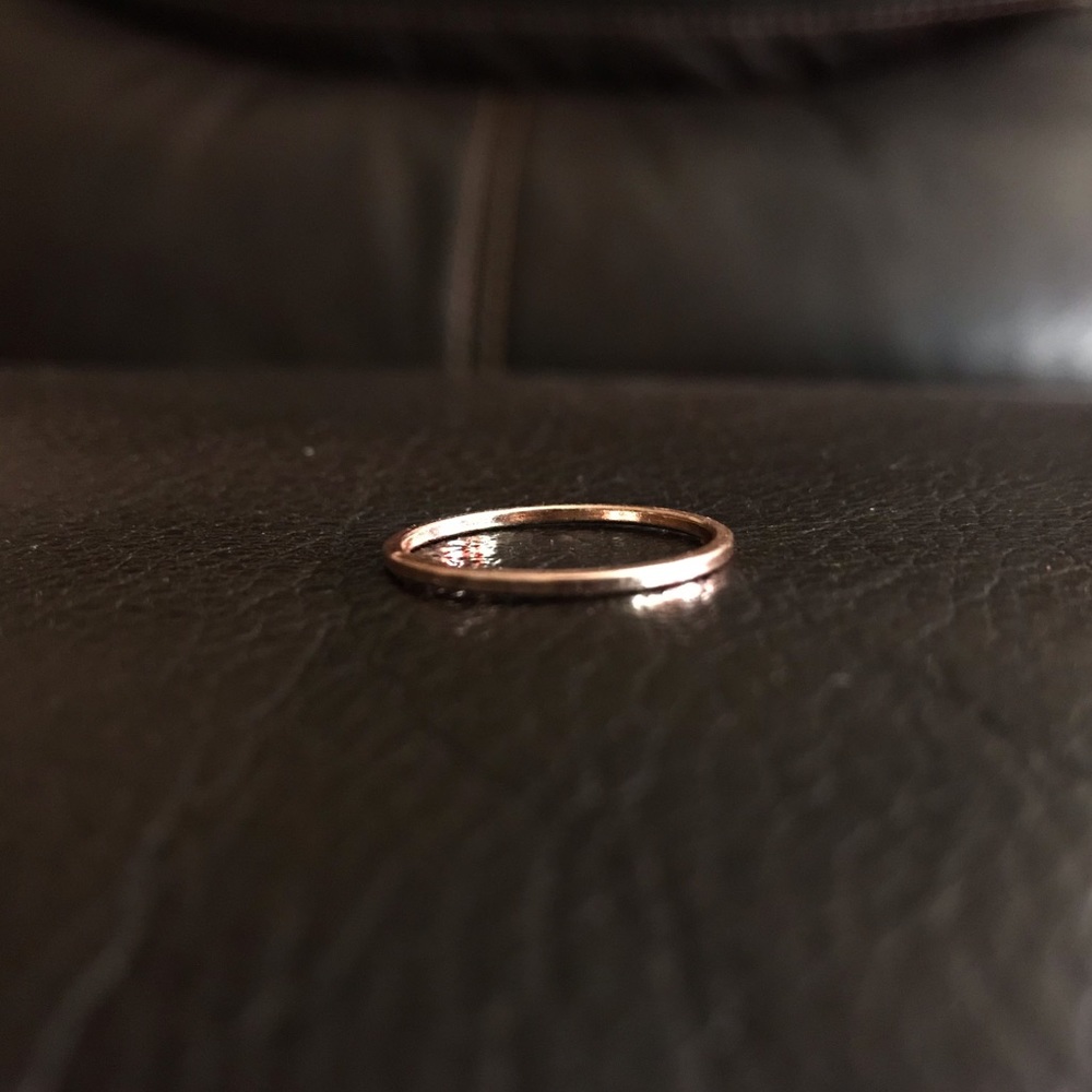 7 Gold Rings - Picture 8 of 9